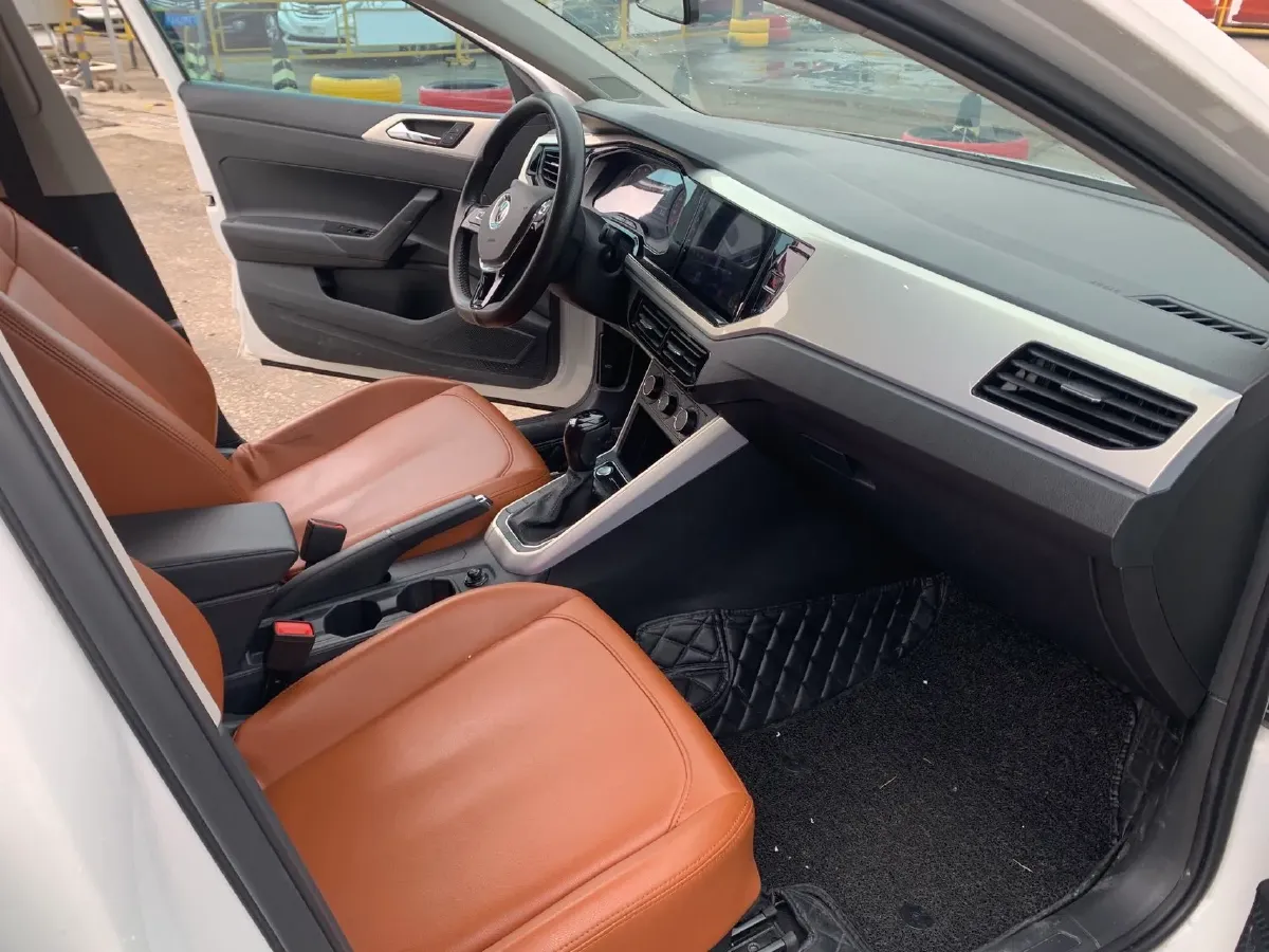 2021 DongFeng Aeolus AX7 1.6T 170HP L4 6AT,autocango,china used car exporter,china ev exporter,chinese used car exporter,chinese used ev exporter