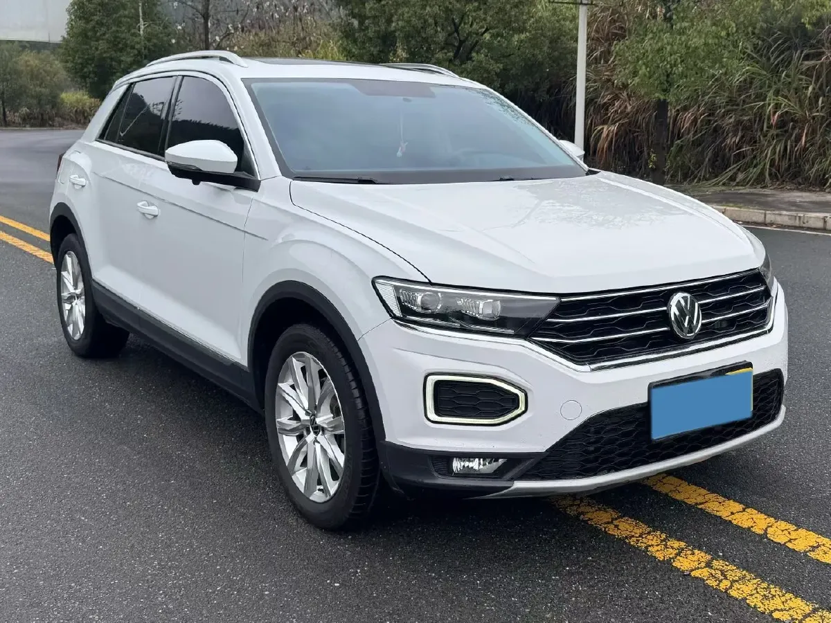 2021 Volkswagen T-Roc 1.4T 150HP L4 7DCT,autocango,china used car exporter,china ev exporter,chinese used car exporter,chinese used ev exporter