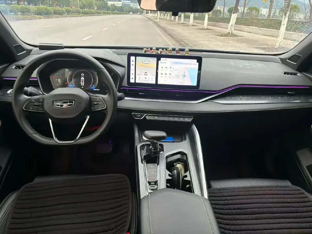 2023 Geely Preface 1.5T 181HP L4 7DCT,autocango,china used car exporter,china ev exporter,chinese used car exporter,chinese used ev exporter