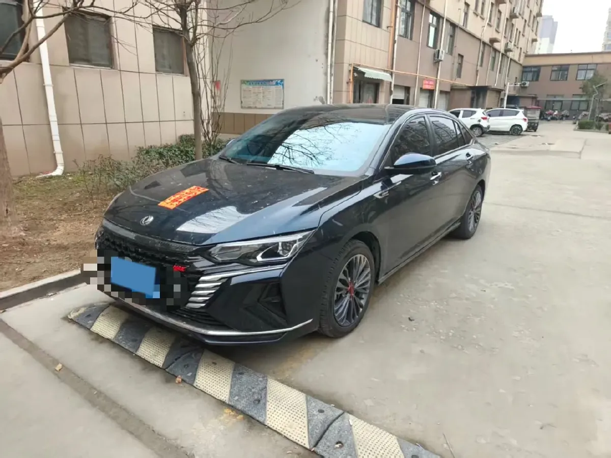 2021 DongFeng Aeolus YiXuan MAX 1.5T 190HP L4 7DCT,autocango,china used car exporter,china ev exporter,chinese used car exporter,chinese used ev exporter