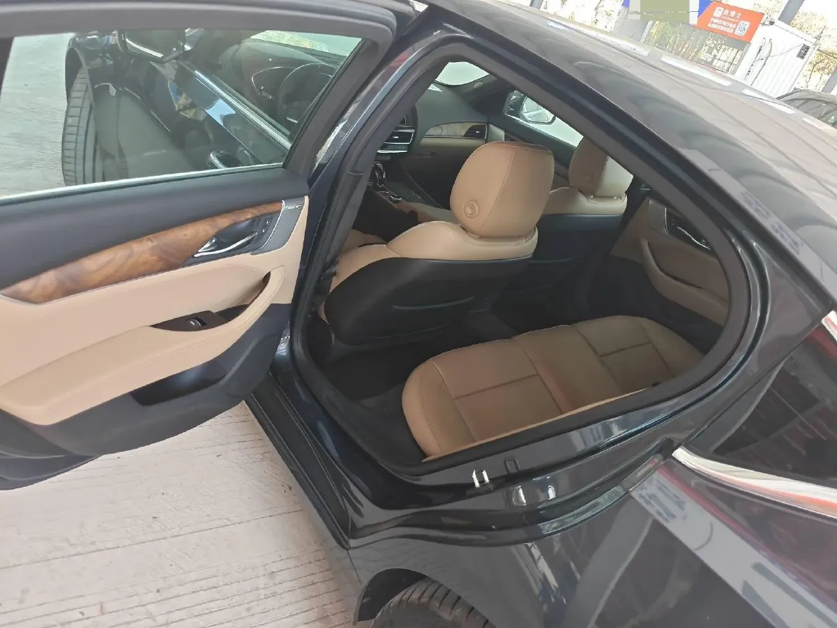 2022 Cadillac CT5 2.0T 237HP L4 10AT,autocango,china used car exporter,china ev exporter,chinese used car exporter,chinese used ev exporter