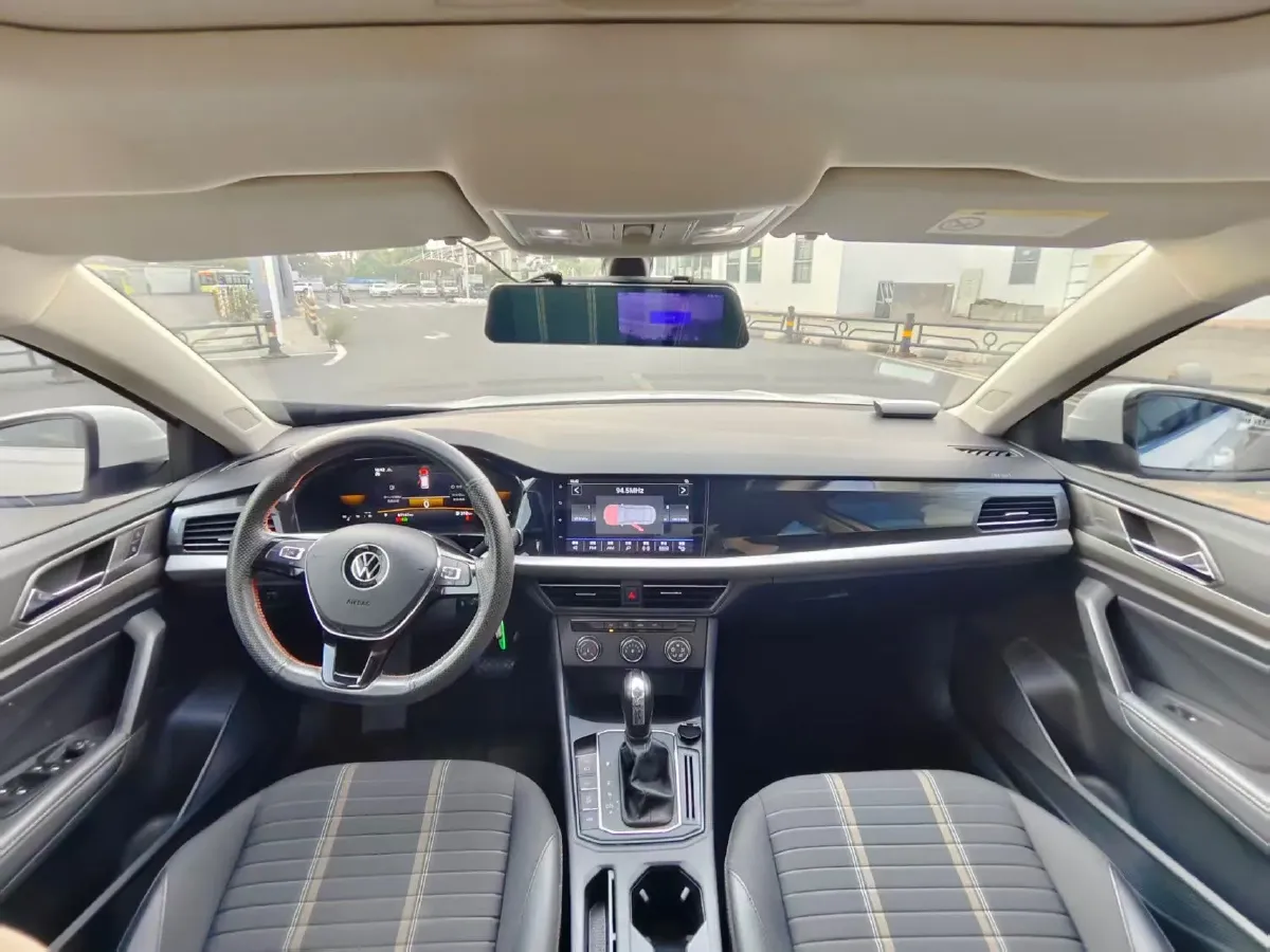 2021 Volkswagen Lavida 1.4T 150HP L4 7DCT,autocango,china used car exporter,china ev exporter,chinese used car exporter,chinese used ev exporter