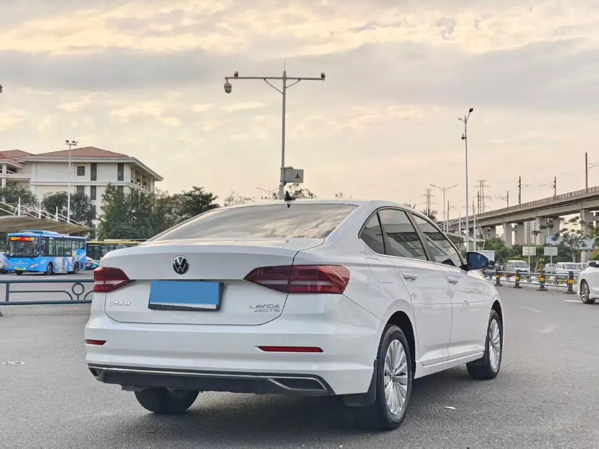 2021 Volkswagen Lavida 1.4T 150HP L4 7DCT,autocango,china used car exporter,china ev exporter,chinese used car exporter,chinese used ev exporter