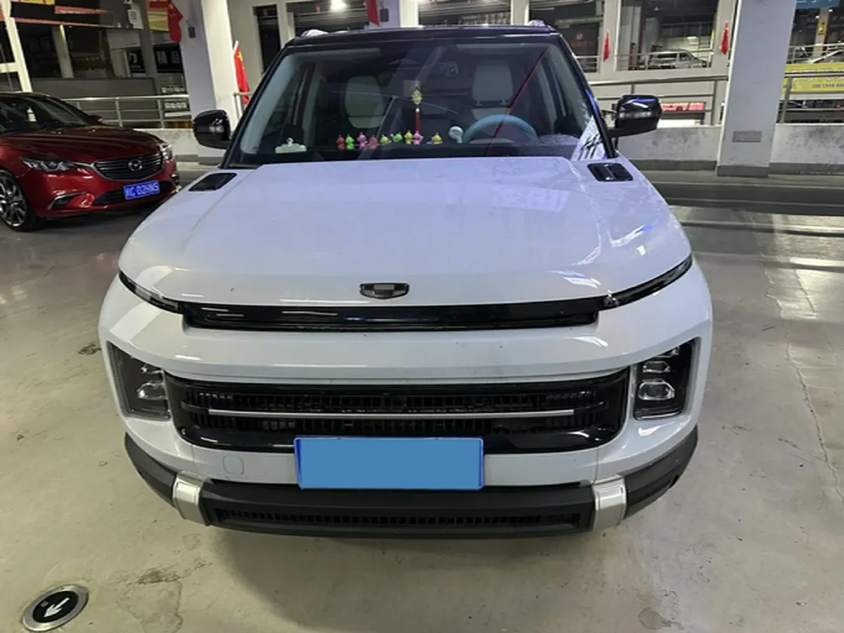 2023 Geely ICON 1.5T 181HP L4 7DCT,autocango,china used car exporter,china ev exporter,chinese used car exporter,chinese used ev exporter