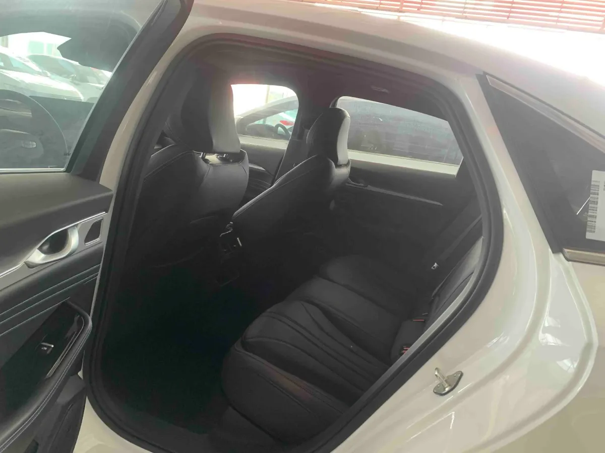 2025 Geely Preface 1.5T 181HP L4 7DCT,autocango,china used car exporter,china ev exporter,chinese used car exporter,chinese used ev exporter