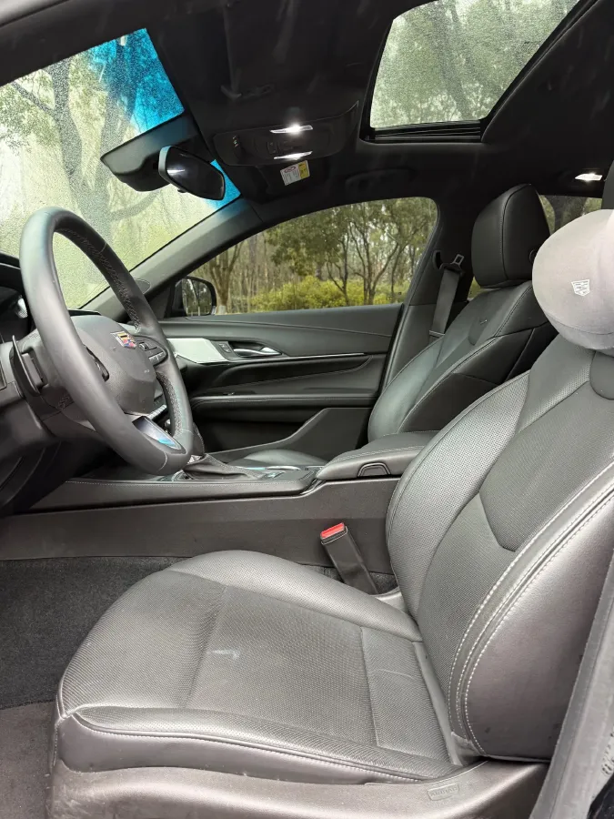 2022 Cadillac CT4 2.0T 237HP L4 8AT,autocango,china used car exporter,china ev exporter,chinese used car exporter,chinese used ev exporter