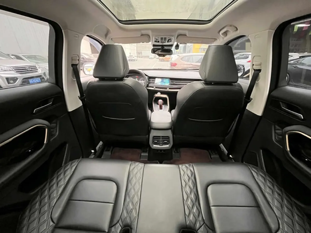 2021 Haval H6 1.5T 150HP L4 7DCT,autocango,china used car exporter,china ev exporter,chinese used car exporter,chinese used ev exporter