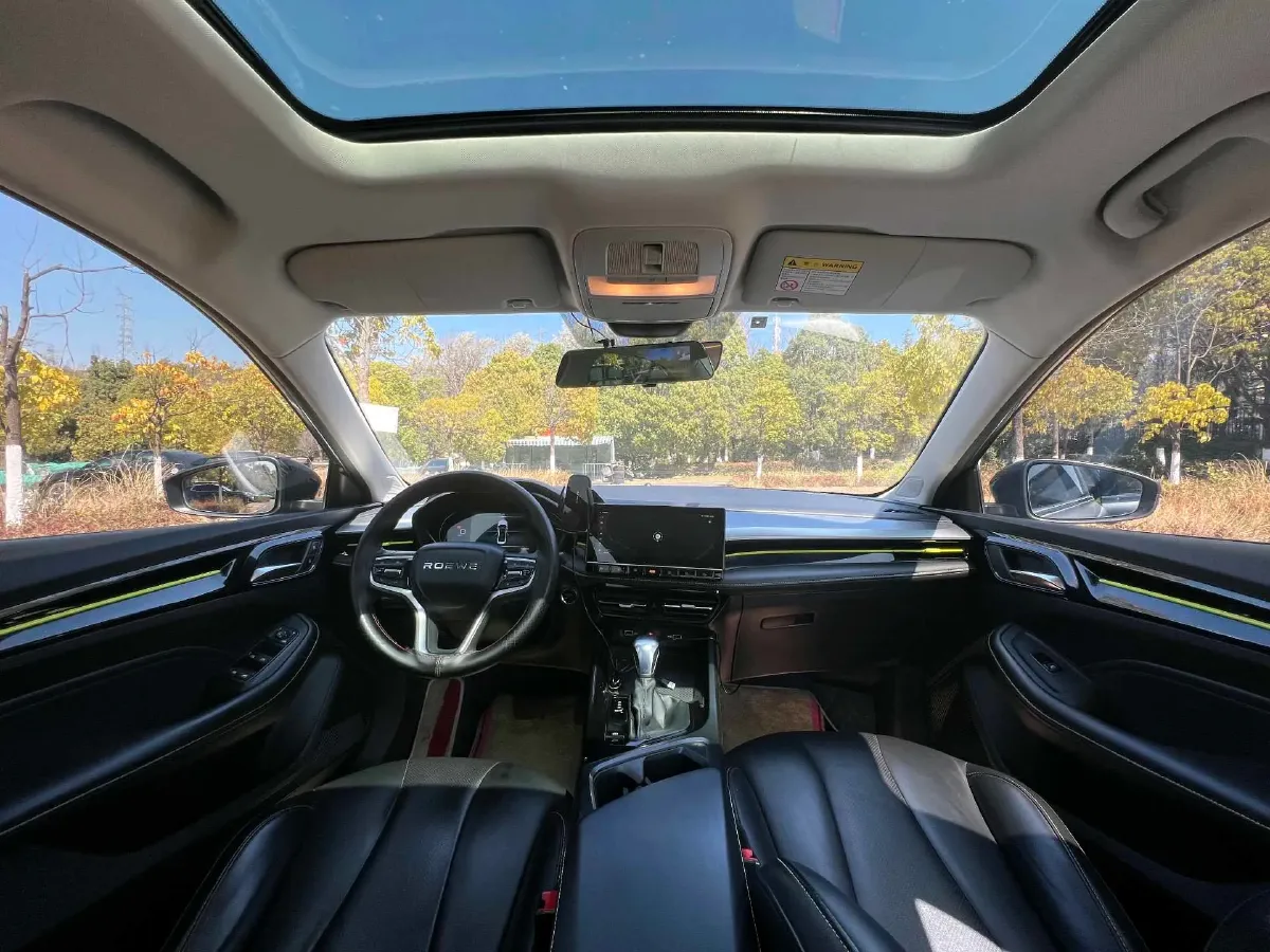 2021 Roewe i5 1.5L 120HP L4 CVT,autocango,china used car exporter,china ev exporter,chinese used car exporter,chinese used ev exporter