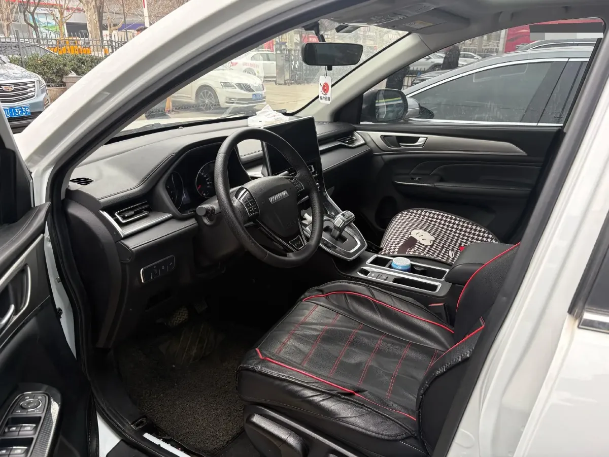 2021 Haval M6 1.5T 150HP L4 7DCT,autocango,china used car exporter,china ev exporter,chinese used car exporter,chinese used ev exporter