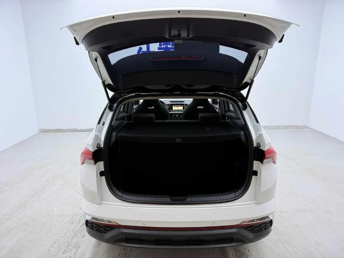 2022 Skoda Kamiq 1.5L 112HP L4 6AT,autocango,china used car exporter,china ev exporter,chinese used car exporter,chinese used ev exporter