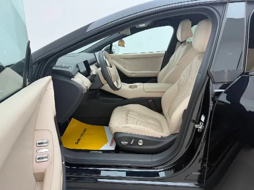 2024 Xpeng P7+ BEV 60.7KWH,autocango,china used car exporter,china ev exporter,chinese used car exporter,chinese used ev exporter