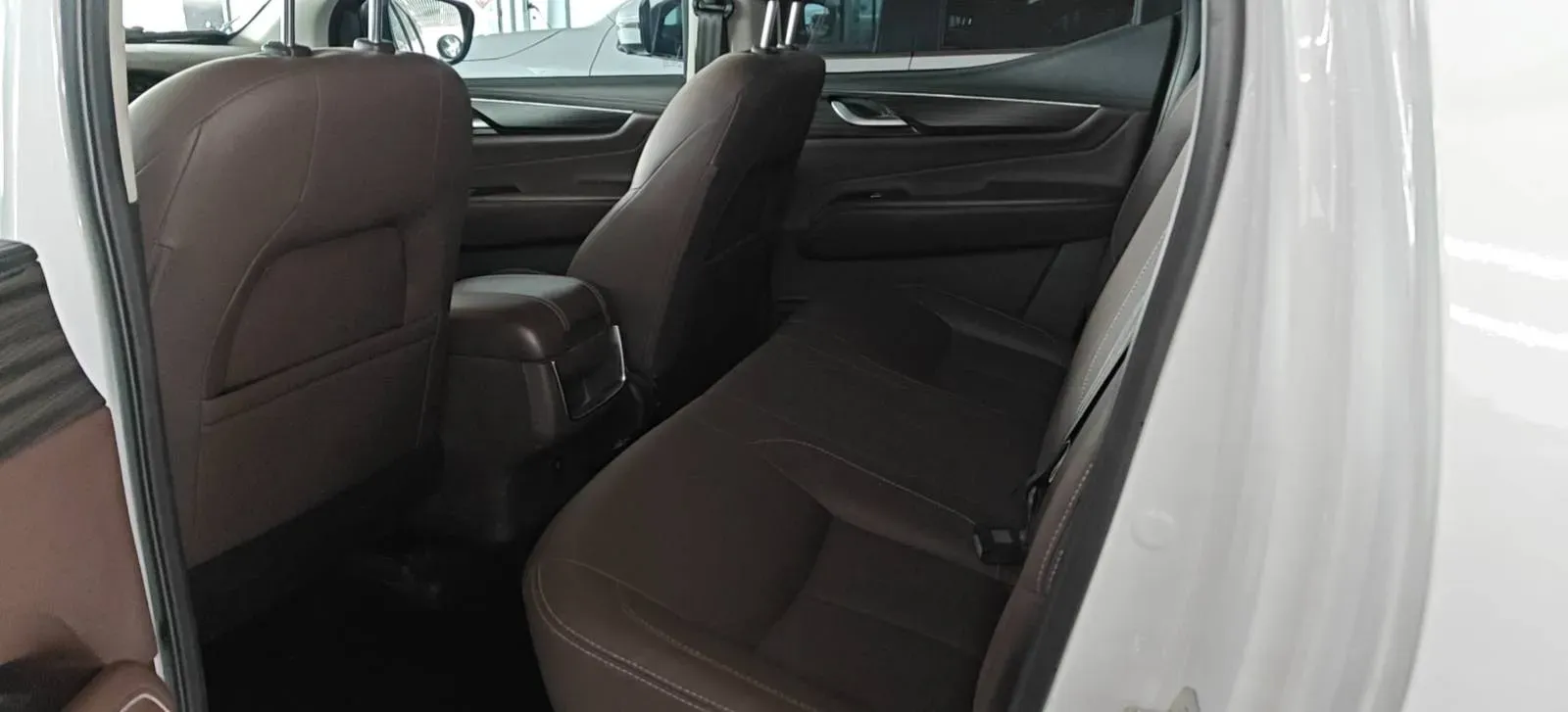 2022 Dongfeng PaLaSuo 2.0T 228HP L4 6MT,autocango,china used car exporter,china ev exporter,chinese used car exporter,chinese used ev exporter