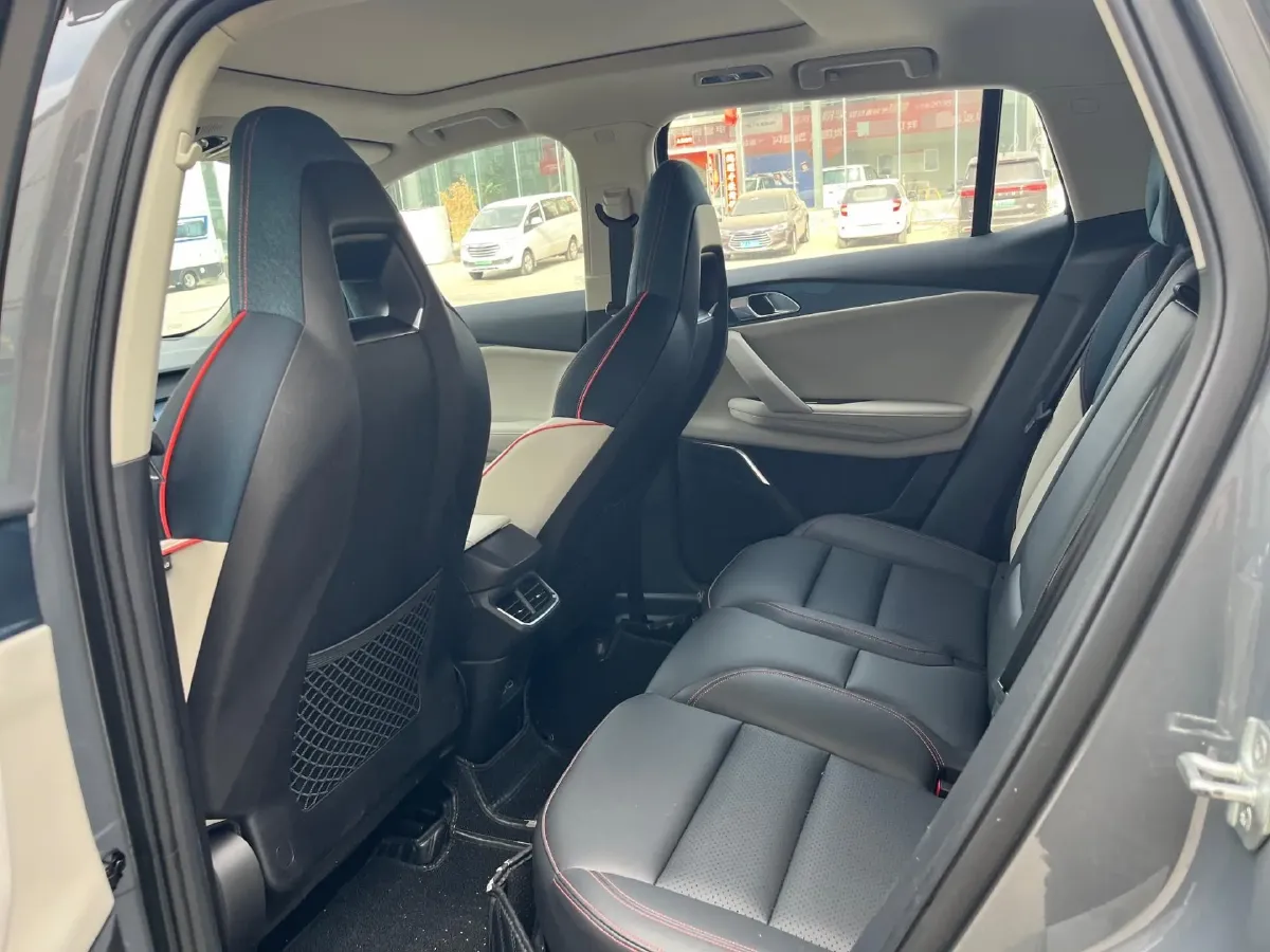 2020 LYNK&CO 06 1.5T 177HP L3 7DCT,autocango,china used car exporter,china ev exporter,chinese used car exporter,chinese used ev exporter