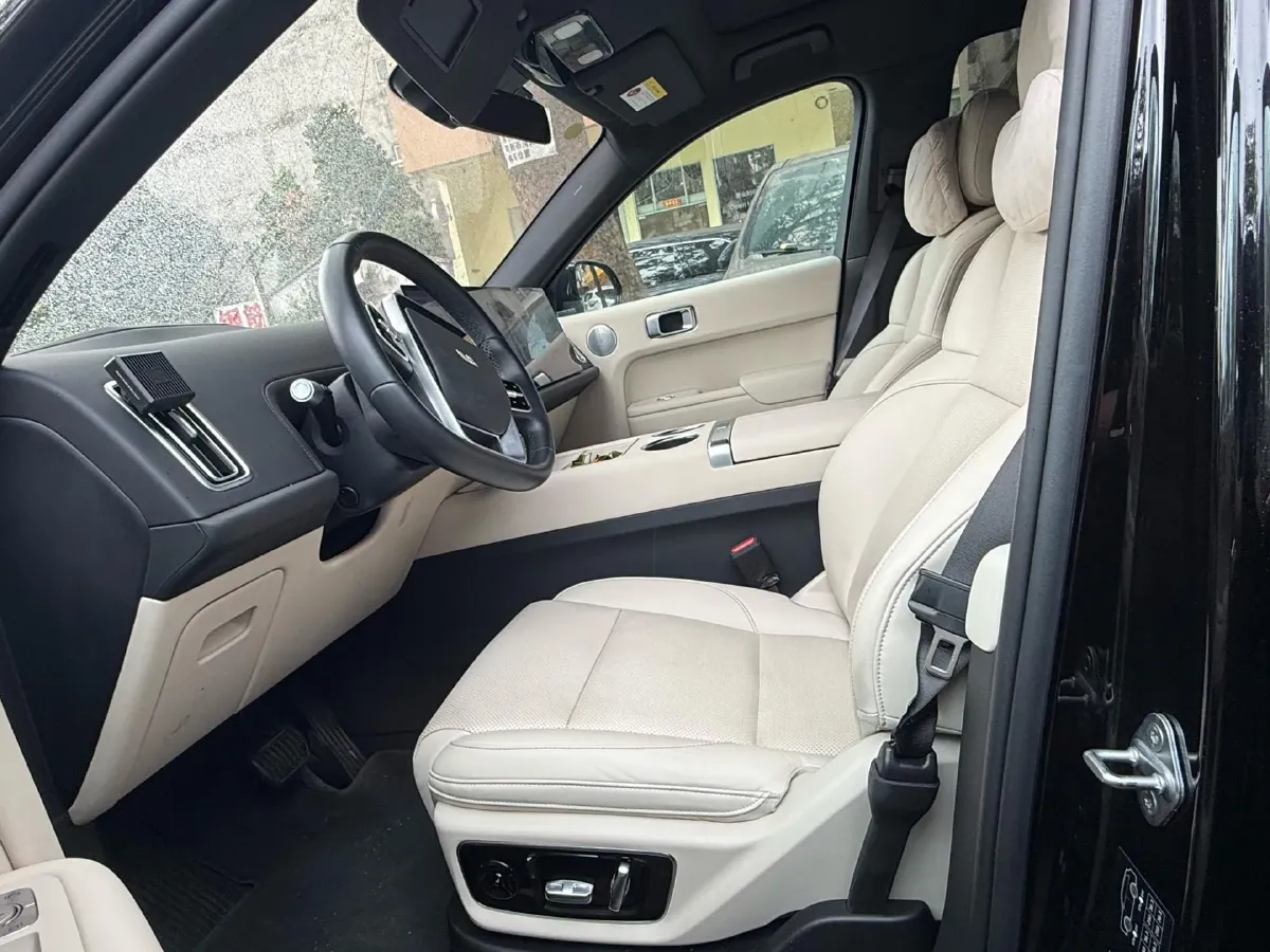 2023 Li L7 Range Extended 154HP REEV 40.9KWH,autocango,china used car exporter,china ev exporter,chinese used car exporter,chinese used ev exporter