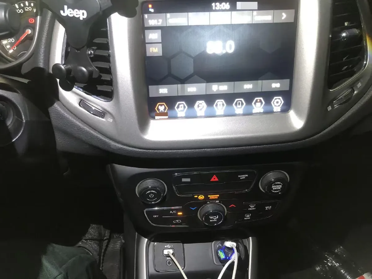 2019 Jeep Compass 1.3T 173HP L4 7DCT,autocango,china used car exporter,china ev exporter,chinese used car exporter,chinese used ev exporter