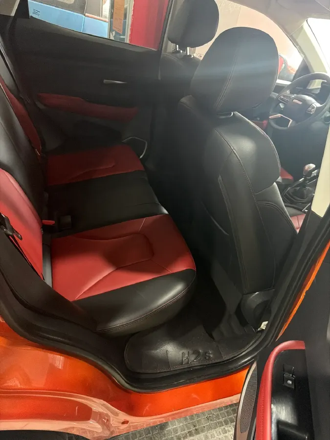 2018 Haval H2s 1.5T 150HP L4 6MT,autocango,china used car exporter,china ev exporter,chinese used car exporter,chinese used ev exporter