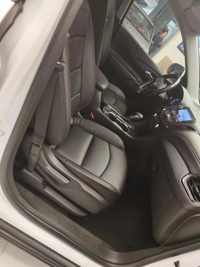 2021 Chevrolet Equinox 1.5T 169HP L4 6AT,autocango,china used car exporter,china ev exporter,chinese used car exporter,chinese used ev exporter