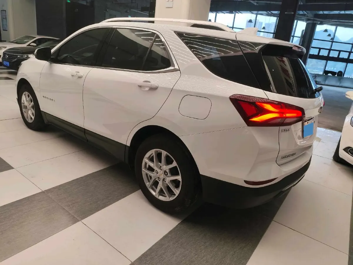 2021 Chevrolet Equinox 1.5T 169HP L4 6AT,autocango,china used car exporter,china ev exporter,chinese used car exporter,chinese used ev exporter