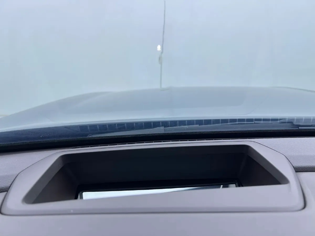 2025 Geely Monjaro 2.0T 238HP L4 8AT,autocango,china used car exporter,china ev exporter,chinese used car exporter,chinese used ev exporter