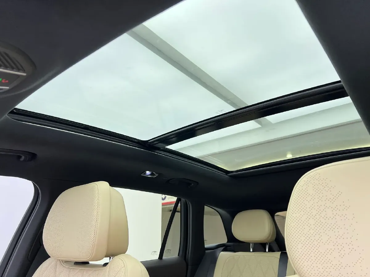 2025 Geely Monjaro 2.0T 238HP L4 8AT,autocango,china used car exporter,china ev exporter,chinese used car exporter,chinese used ev exporter