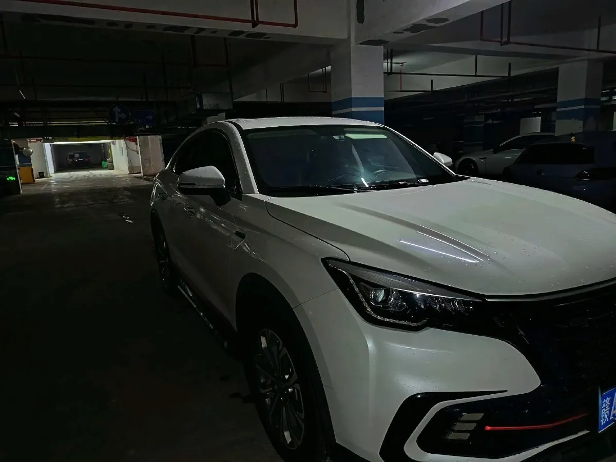 2021 ChangAn CS85 Coupe 1.5T 178HP L4 7DCT,autocango,china used car exporter,china ev exporter,chinese used car exporter,chinese used ev exporter