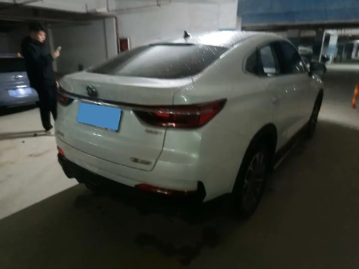 2021 ChangAn CS85 Coupe 1.5T 178HP L4 7DCT,autocango,china used car exporter,china ev exporter,chinese used car exporter,chinese used ev exporter