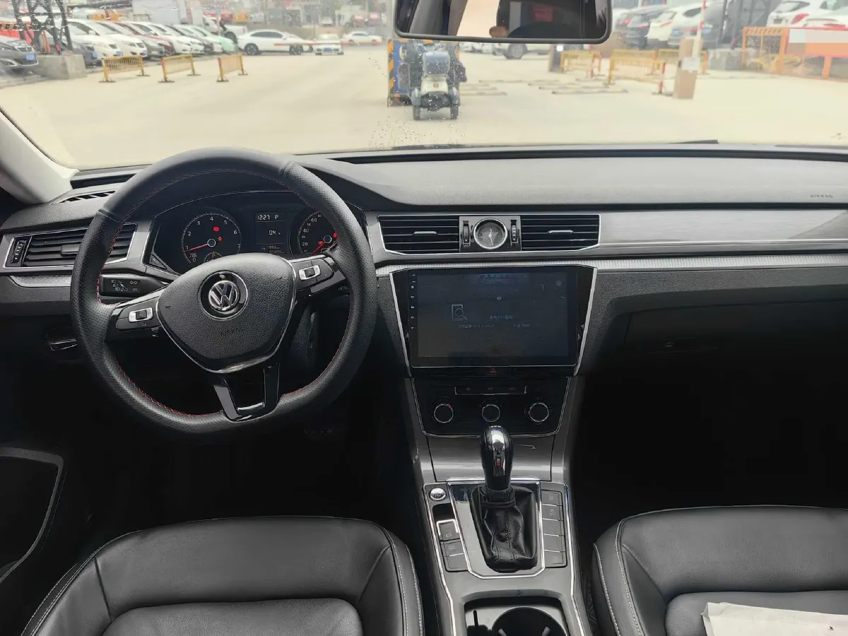 2017 Volkswagen Passat 1.4T 150HP L4 7DCT,autocango,china used car exporter,china ev exporter,chinese used car exporter,chinese used ev exporter