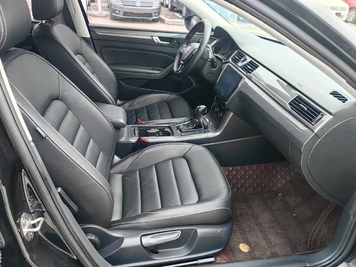 2017 Volkswagen Passat 1.4T 150HP L4 7DCT,autocango,china used car exporter,china ev exporter,chinese used car exporter,chinese used ev exporter