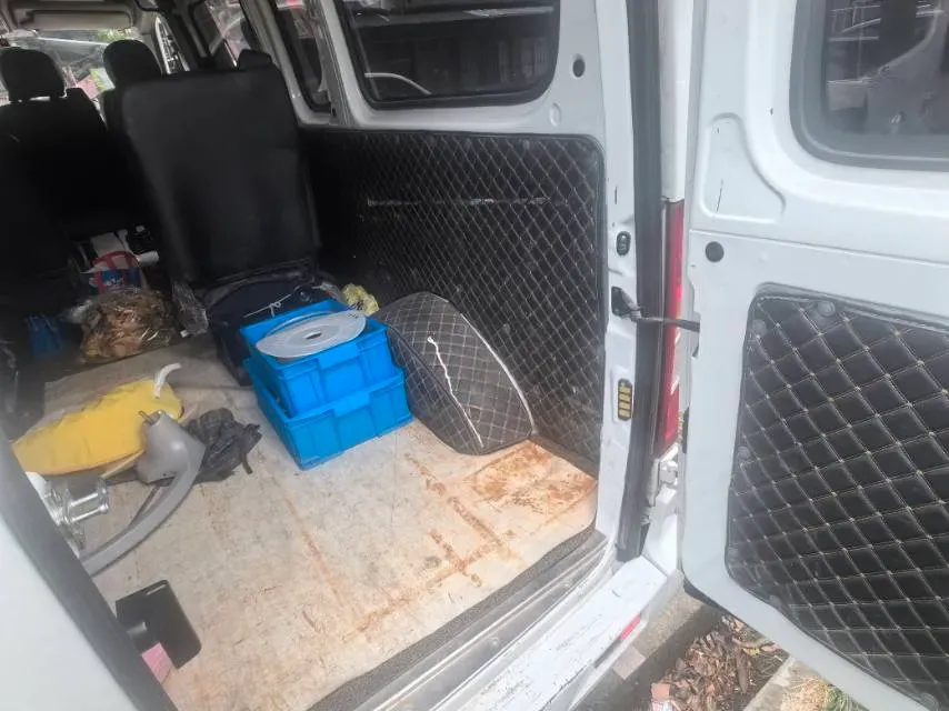 2023 MAXUS XinTu V80 2.0T 127HP L4 6MT,autocango,china used car exporter,china ev exporter,chinese used car exporter,chinese used ev exporter