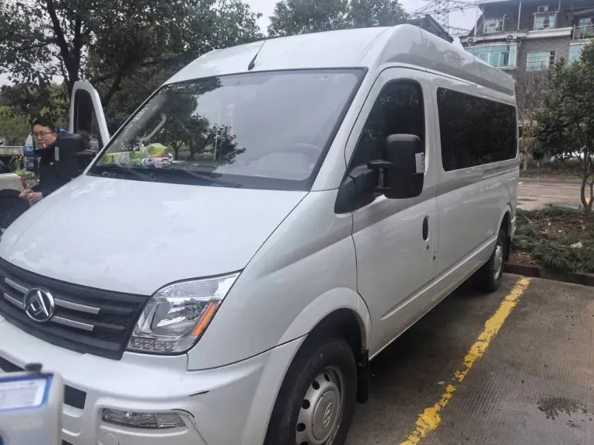2023 MAXUS XinTu V80 2.0T 127HP L4 6MT,autocango,china used car exporter,china ev exporter,chinese used car exporter,chinese used ev exporter