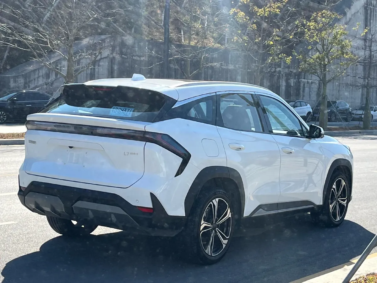 2025 Geely Galaxy L7 1.5L 112HP L4 1DHT PHEV 18.4KWH,autocango,china used car exporter,china ev exporter,chinese used car exporter,chinese used ev exporter