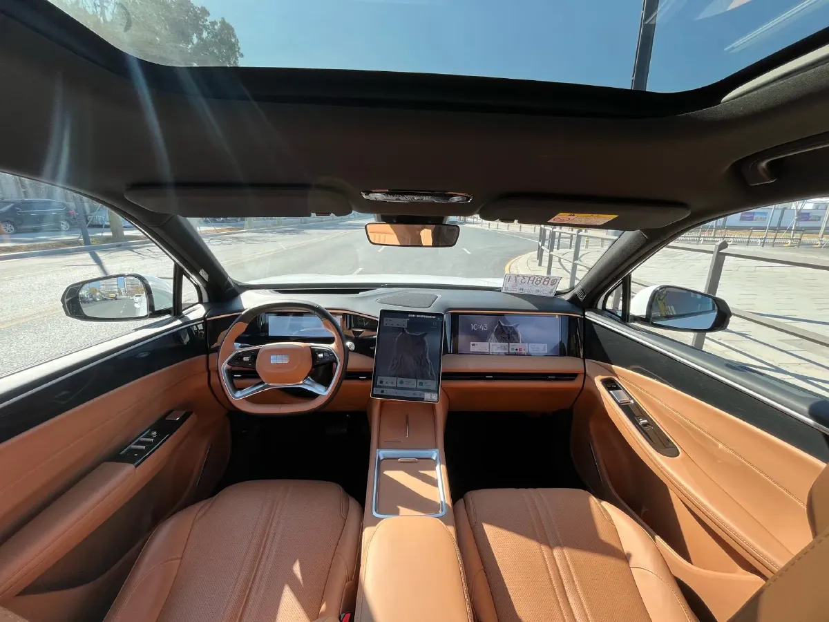 2025 Geely Galaxy L7 1.5L 112HP L4 1DHT PHEV 18.4KWH,autocango,china used car exporter,china ev exporter,chinese used car exporter,chinese used ev exporter