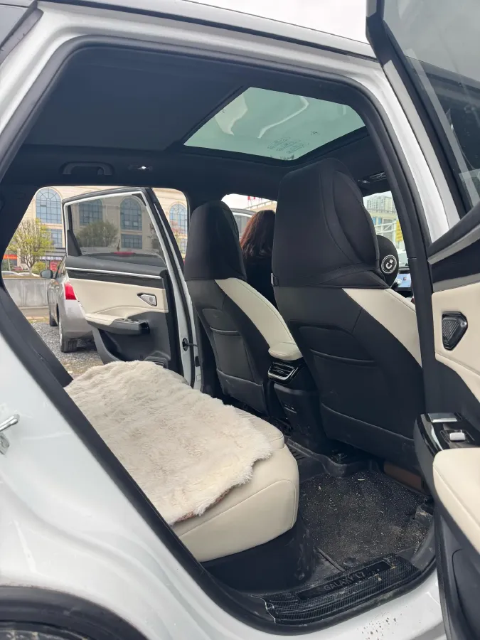 2023 Geely Galaxy L7 1.5T 163HP L4 3DHT PHEV 18.7KWH,autocango,china used car exporter,china ev exporter,chinese used car exporter,chinese used ev exporter