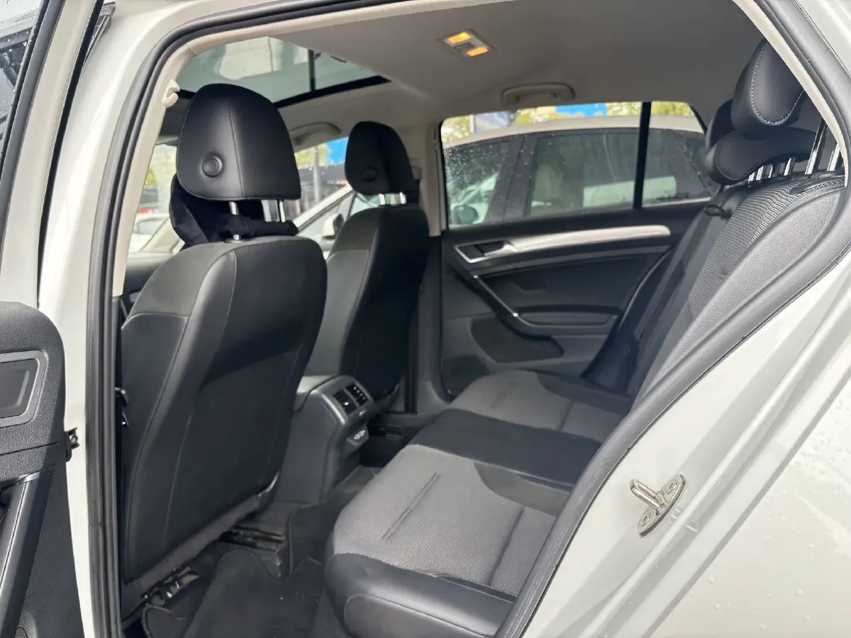 2020 Volkswagen Golf 1.4T 150HP L4 7DCT,autocango,china used car exporter,china ev exporter,chinese used car exporter,chinese used ev exporter