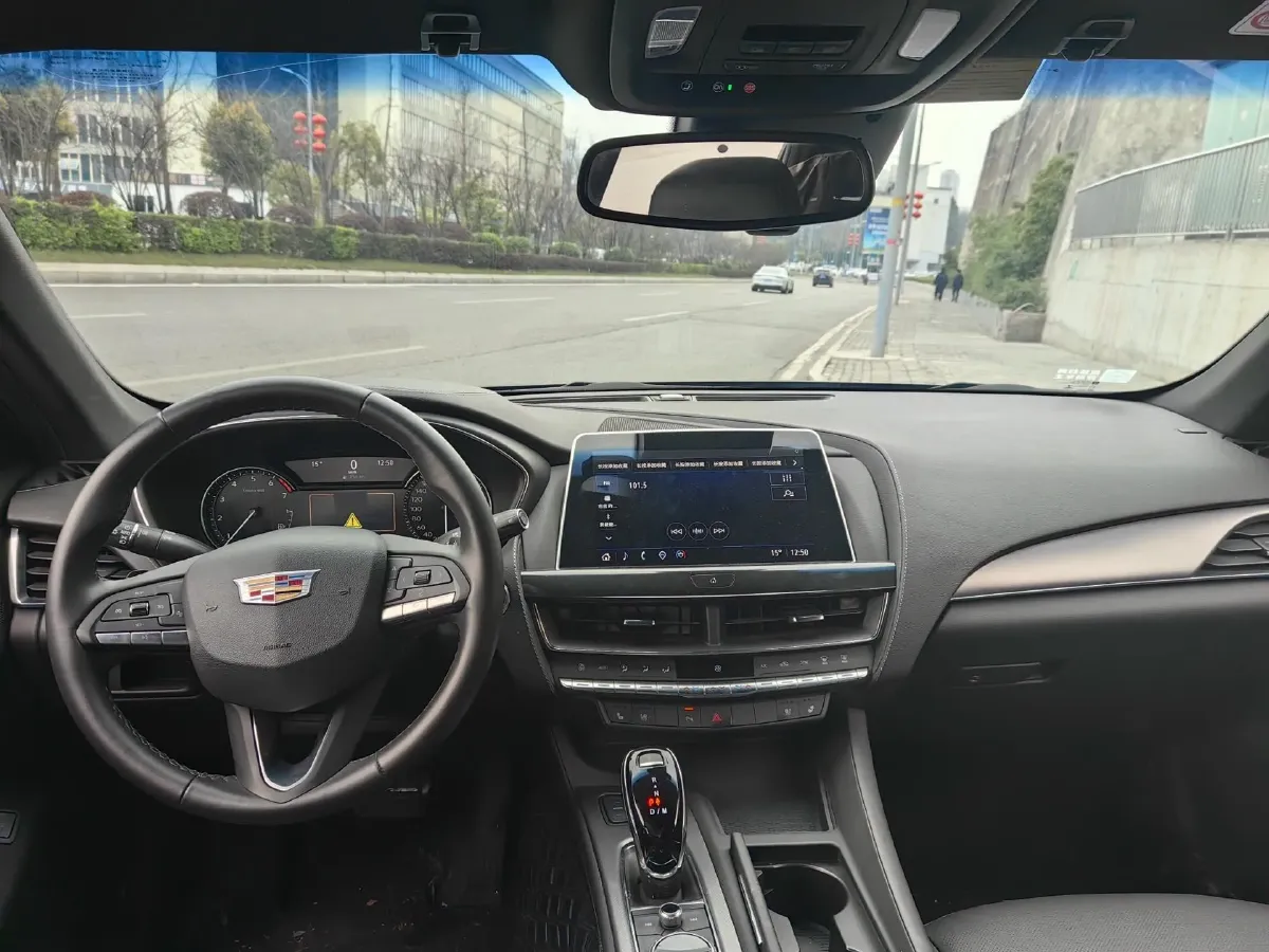 2022 Cadillac CT5 2.0T 237HP L4 10AT,autocango,china used car exporter,china ev exporter,chinese used car exporter,chinese used ev exporter