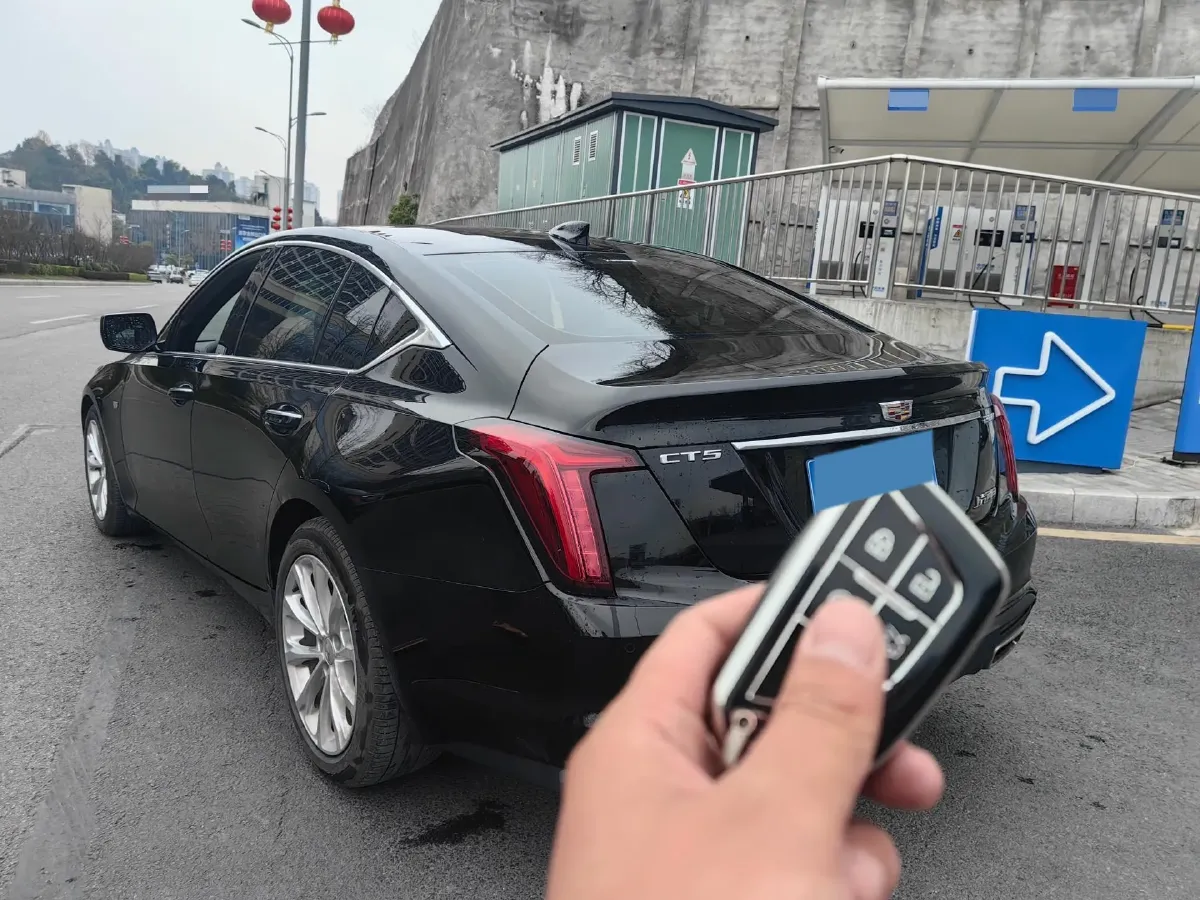 2022 Cadillac CT5 2.0T 237HP L4 10AT,autocango,china used car exporter,china ev exporter,chinese used car exporter,chinese used ev exporter