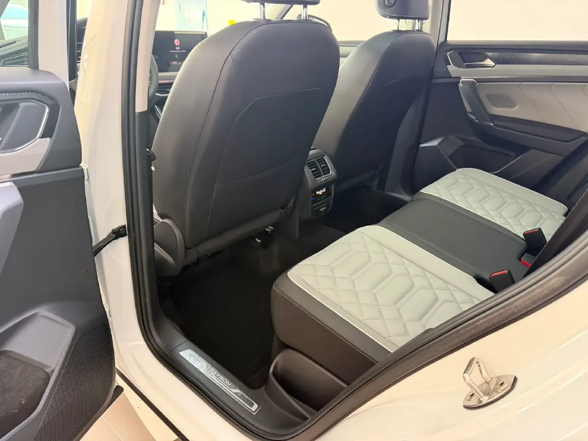 2022 Volkswagen Tayron 1.4T 150HP L4 7DCT,autocango,china used car exporter,china ev exporter,chinese used car exporter,chinese used ev exporter