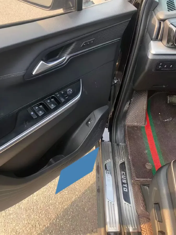 2021 Hyundai Custo 2.0T 236HP L4 8AT,autocango,china used car exporter,china ev exporter,chinese used car exporter,chinese used ev exporter