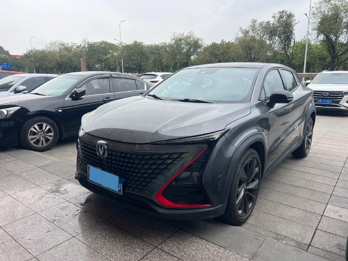 2021 ChangAn UNI-T 1.5T 180HP L4 7DCT,autocango,china used car exporter,china ev exporter,chinese used car exporter,chinese used ev exporter