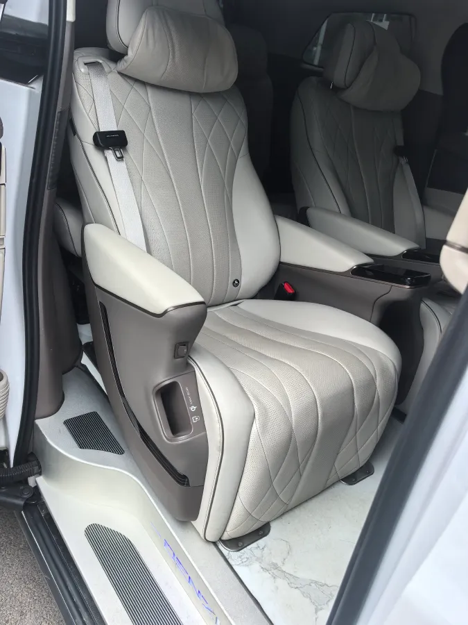 2022 Honda Odyssey 2.0L 146HP L4 E-CVT Hybrid,autocango,china used car exporter,china ev exporter,chinese used car exporter,chinese used ev exporter