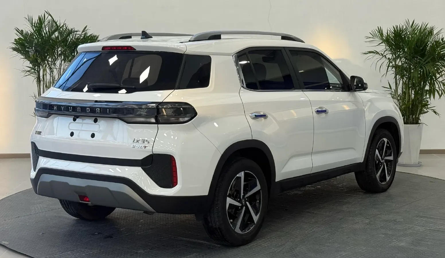 2021 Hyundai ix35 1.4T 140HP L4 7DCT,autocango,china used car exporter,china ev exporter,chinese used car exporter,chinese used ev exporter