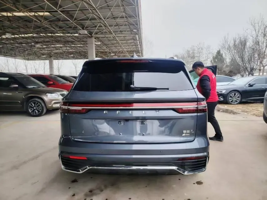 2021 Geely Monjaro 2.0T 218HP L4 7DCT,autocango,china used car exporter,china ev exporter,chinese used car exporter,chinese used ev exporter