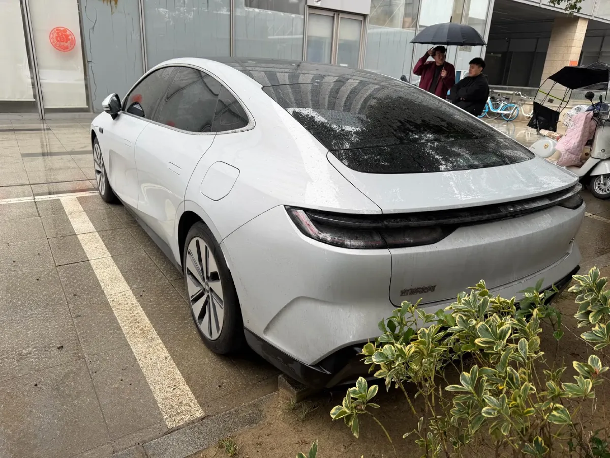 2024 Geely Galaxy E8 BEV 62KWH,autocango,china used car exporter,china ev exporter,chinese used car exporter,chinese used ev exporter