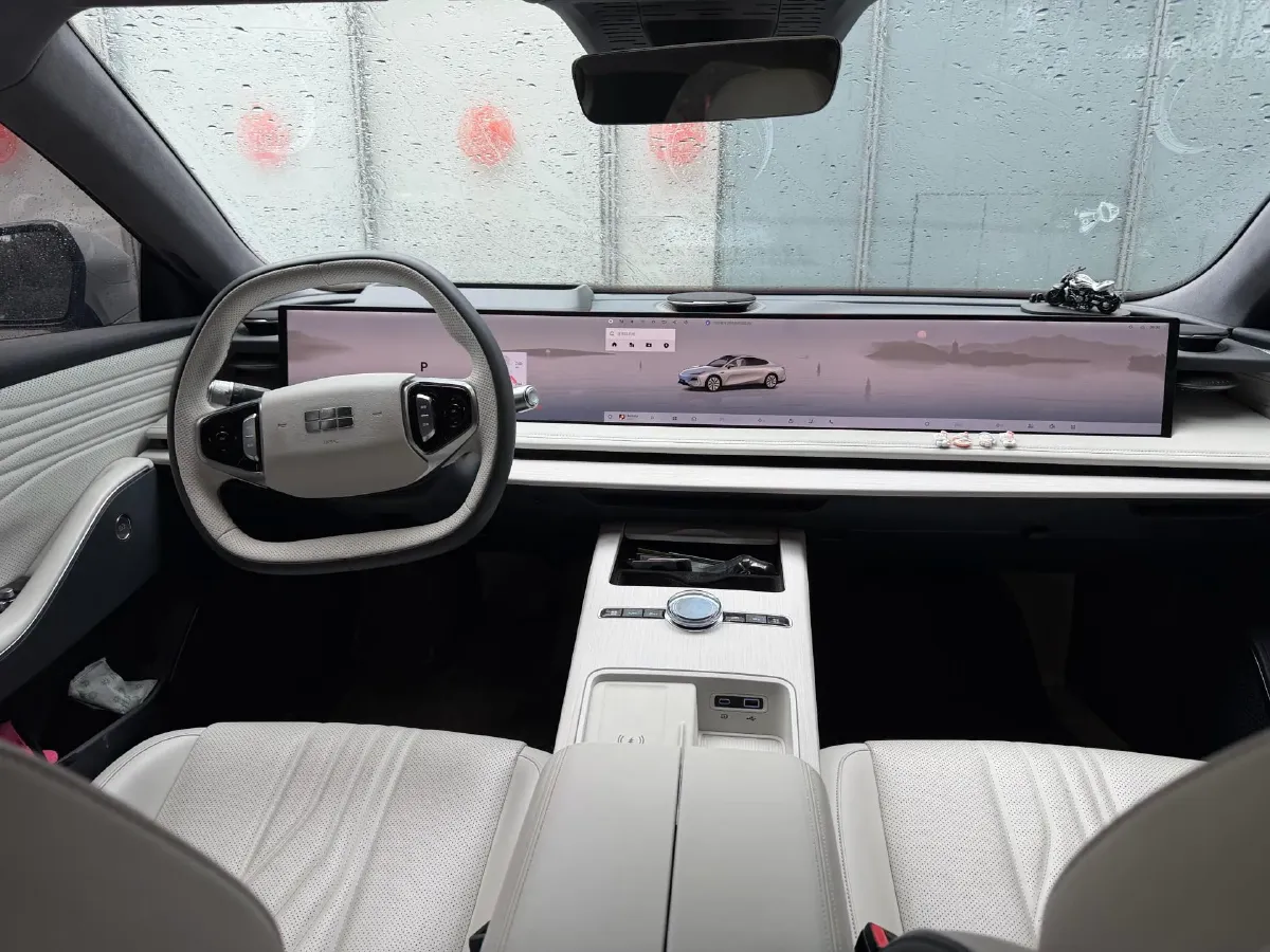 2024 Geely Galaxy E8 BEV 62KWH,autocango,china used car exporter,china ev exporter,chinese used car exporter,chinese used ev exporter