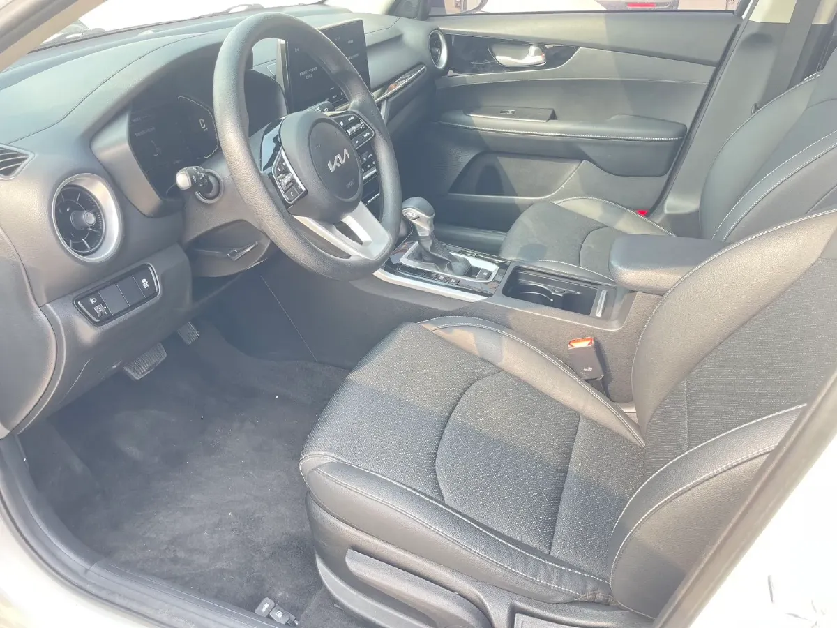 2021 Kia K3 1.5L 115HP L4 CVT,autocango,china used car exporter,china ev exporter,chinese used car exporter,chinese used ev exporter