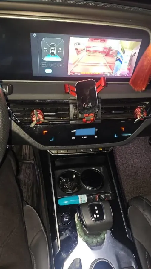 2019 HongQi HS5 2.0T 224HP L4 6AT,autocango,china used car exporter,china ev exporter,chinese used car exporter,chinese used ev exporter