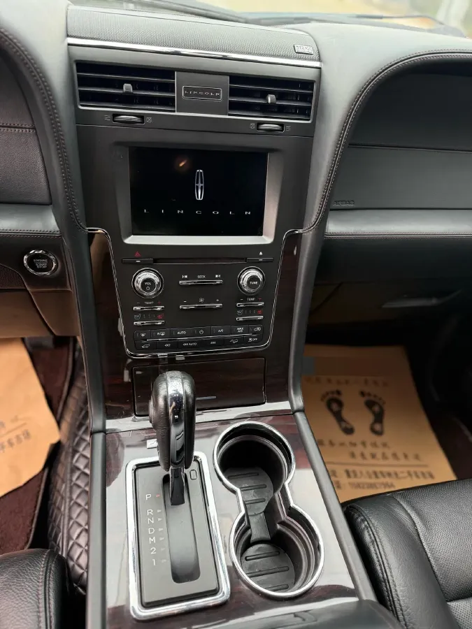 2017 Lincoln Navigator 3.5T 355HP V6 6AT,autocango,china used car exporter,china ev exporter,chinese used car exporter,chinese used ev exporter