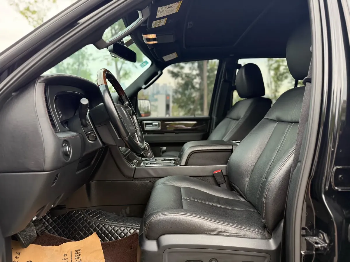 2017 Lincoln Navigator 3.5T 355HP V6 6AT,autocango,china used car exporter,china ev exporter,chinese used car exporter,chinese used ev exporter