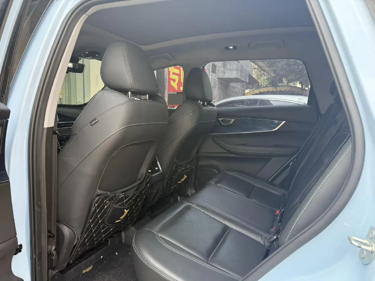 2021 Chery Tiggo 7 Plus 1.6T 197HP L4 7DCT,autocango,china used car exporter,china ev exporter,chinese used car exporter,chinese used ev exporter