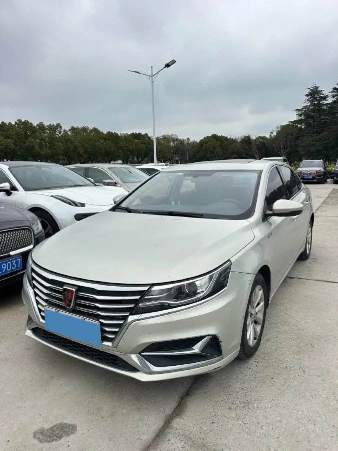 2017 Roewe i6 1.0T 125HP L3 2AT PHEV,autocango,china used car exporter,china ev exporter,chinese used car exporter,chinese used ev exporter